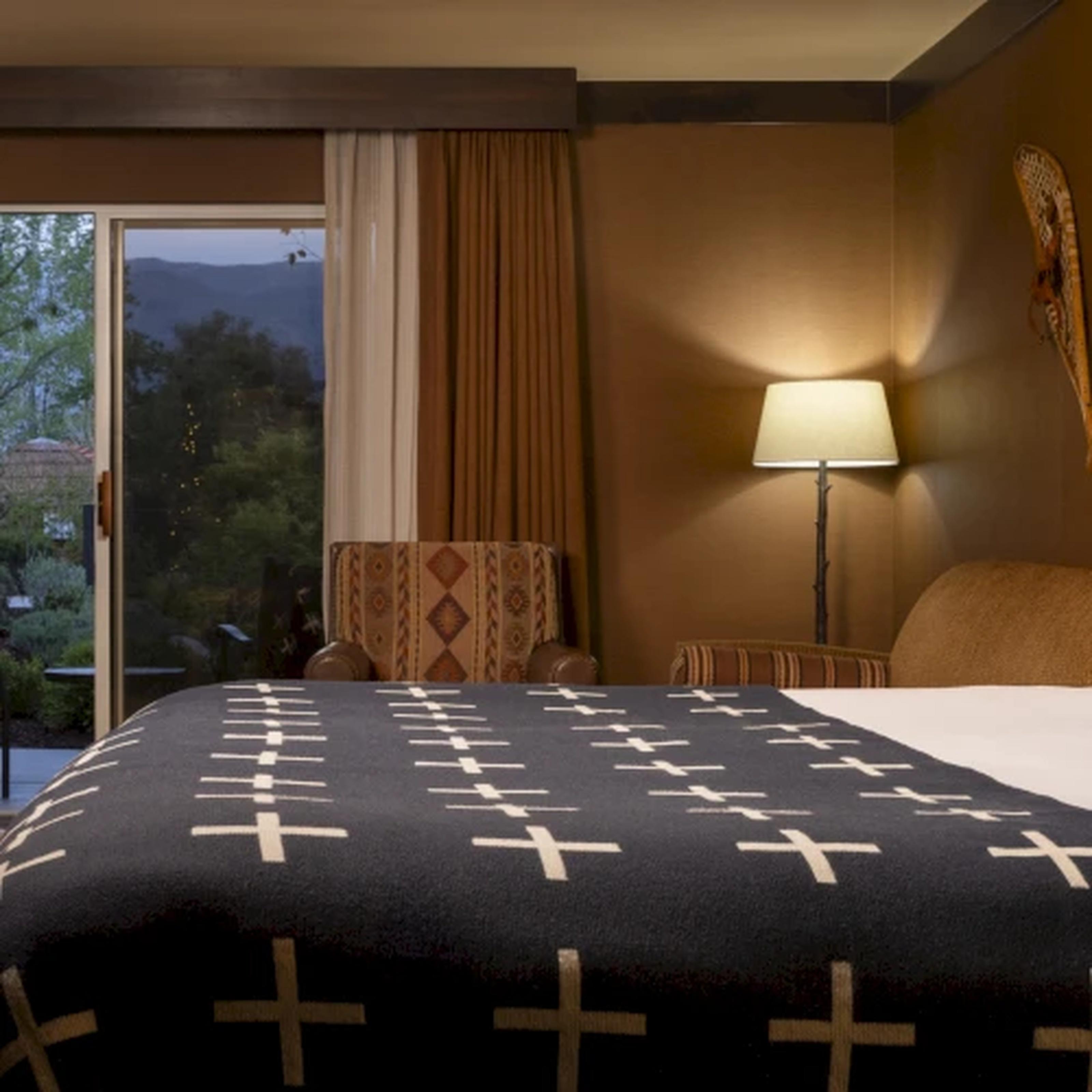 Creekside Inn - Bishop Buitenkant foto