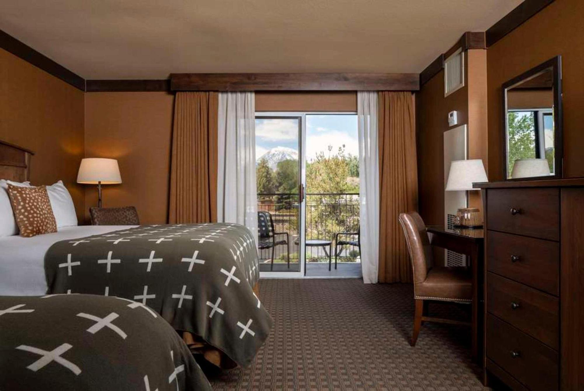 Creekside Inn - Bishop Buitenkant foto