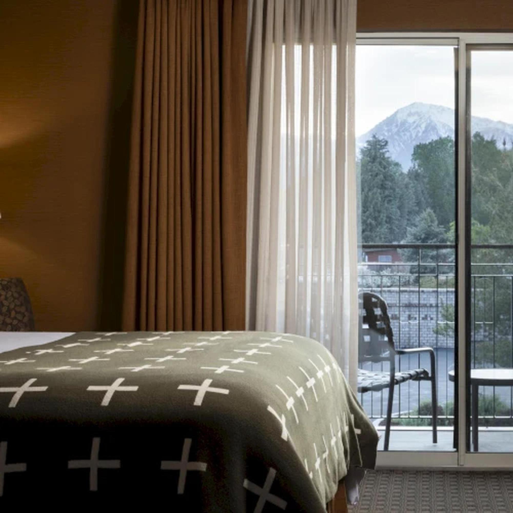 Creekside Inn - Bishop Buitenkant foto
